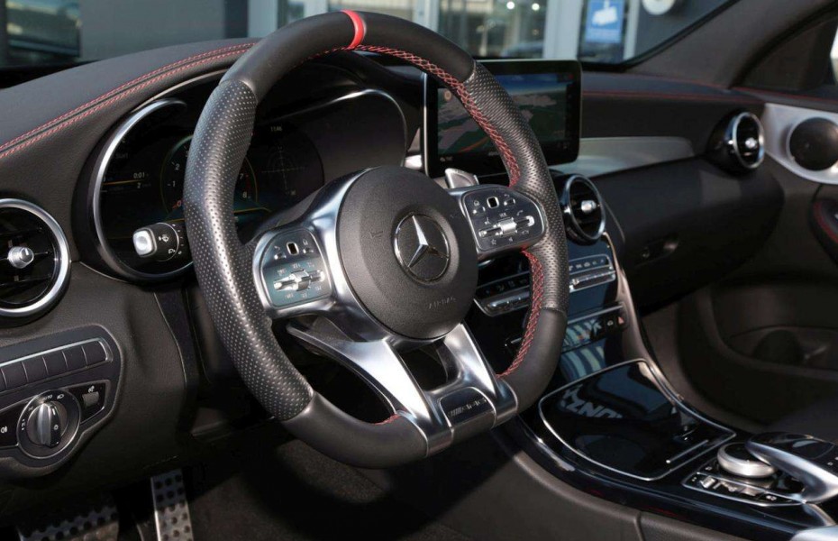 Mercedes-Benz Třídy C 4M T Night Navi LED Kamera KeylessGo