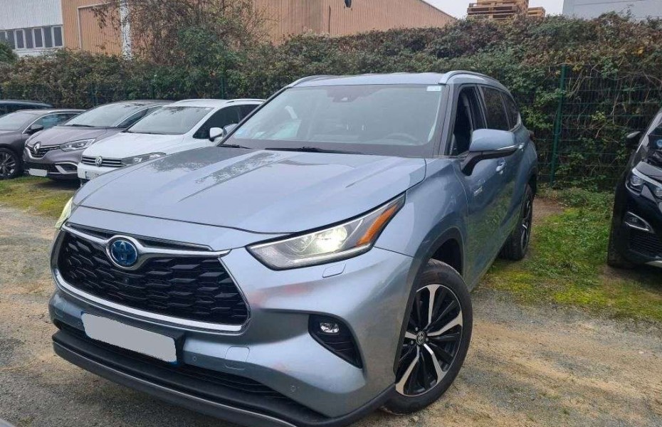 Toyota Highlander 2.5 HYBRID LOUNGE 248 E-CVT AWD-I
