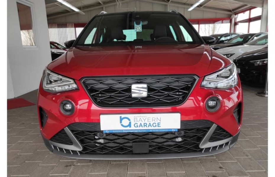 SEAT Arona FR 1.5 DSG Navi Alcantara AHK LED Facelift