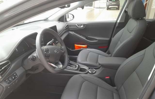Hyundai Ioniq Hybrid Premium Facelift+Schiebedach+Leder+Navi+Sit