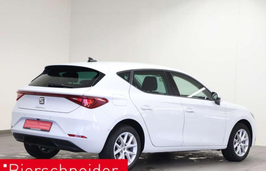 SEAT Leon 1.5 TSI Style AHK KAMERA KESSY NAVI ACC