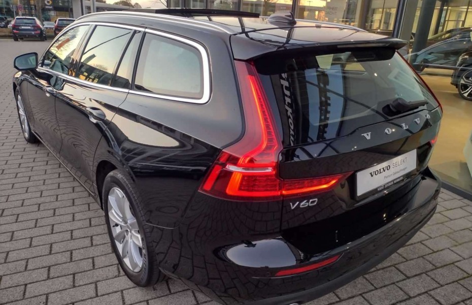 Volvo V60 D4 Momentum Pro Navi, Glasdach, Rückfahrk