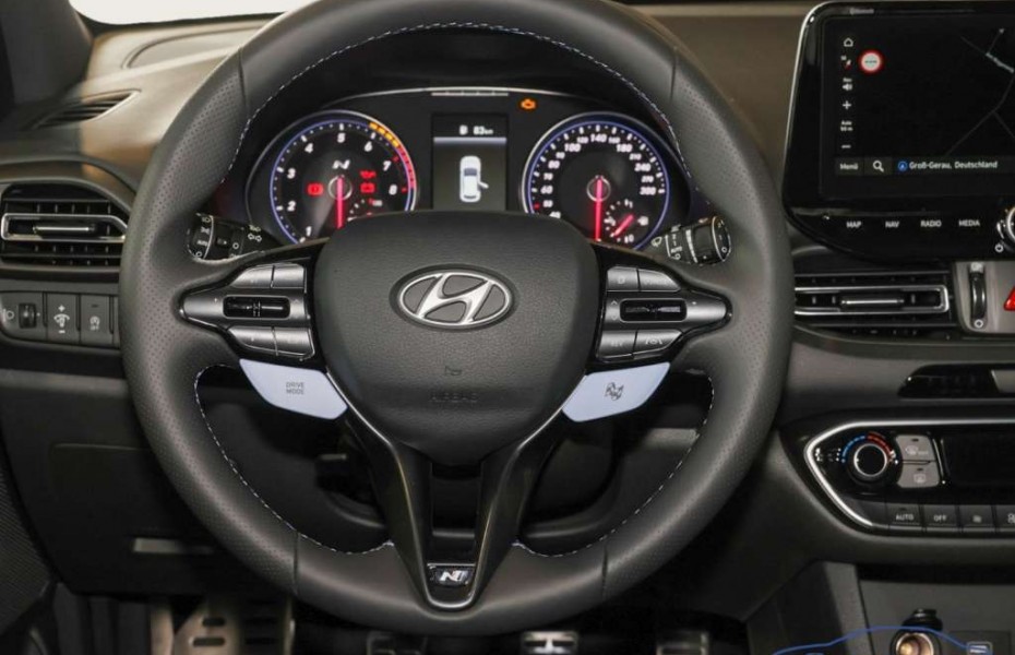 Hyundai i30 N LED Navi Keyless Kurvenlicht Rückfahrkam. Fernli