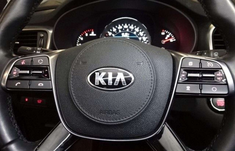 Kia Sorento Platinum Edition 4WD Aut ACC LED