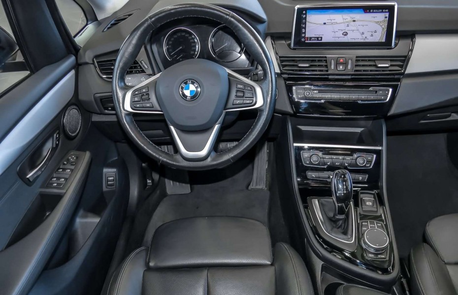 BMW Řada 2 220d xDrive Active Navi HUD LED Kam AdTemp