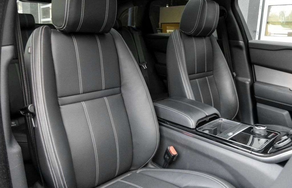Land Rover Range Rover Velar D300 SE R-Dynamic