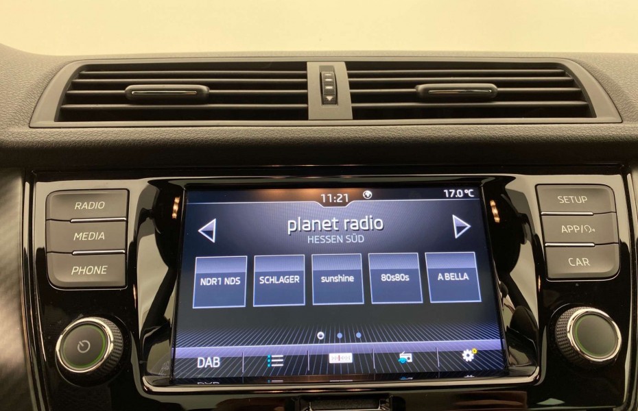Škoda Fabia Monte Carlo 1.0 TSI LED Pano Kamera Keyless Navi Apple AdTemp