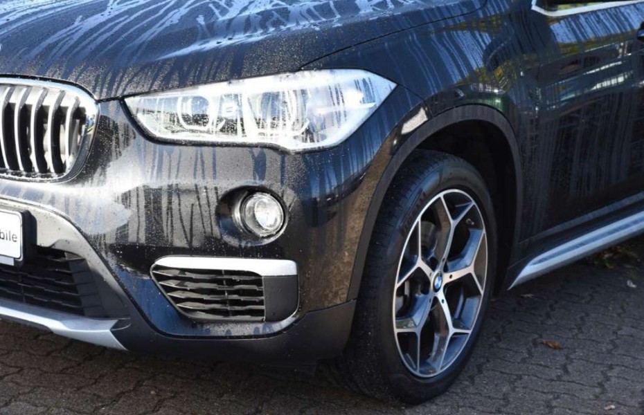 BMW X1 sDrive18i xLine Navi LED SHZ PDC Klima