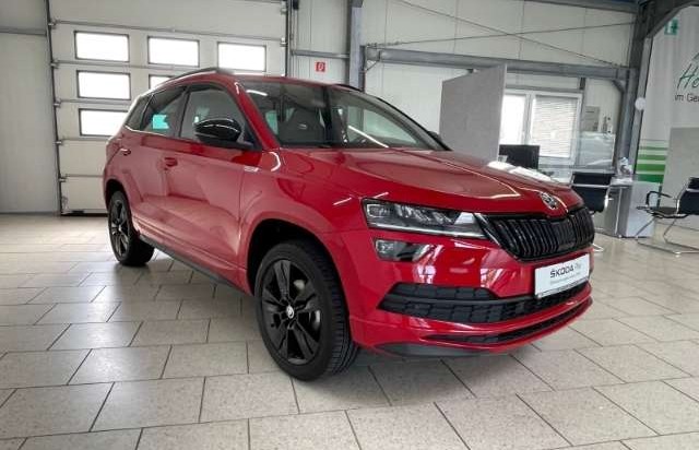 Škoda Karoq Sportline 1.5 TSI ACT DSG Navi PDCv+h LED Keyless