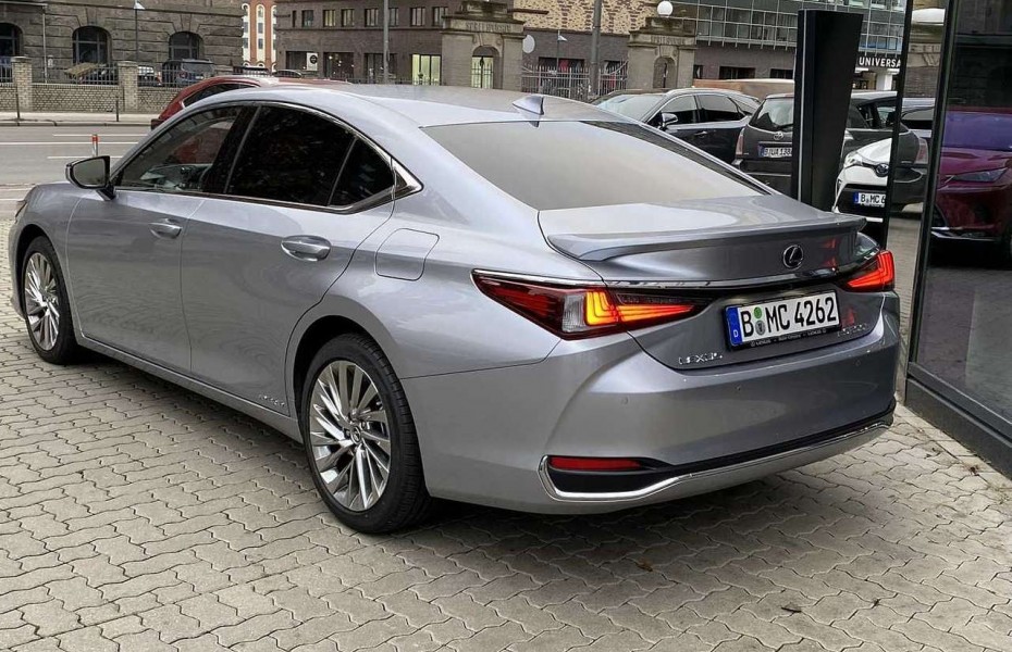 Lexus ES 300h Luxury Line *HuD*GHSD*