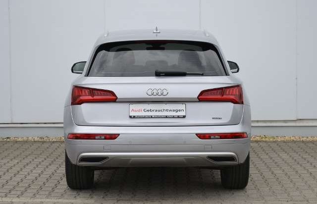 Audi Q5 Sport 2.0 TDI quattro S-tronic MATRIX/NAVI/GRA/KL