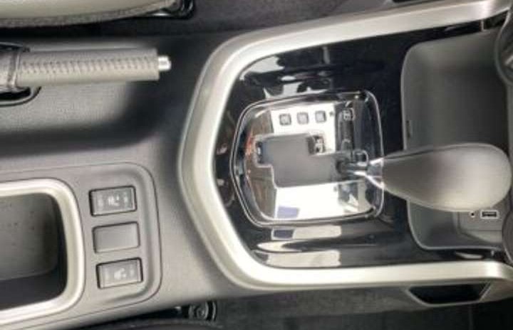 Nissan Navara NP300 N-Guard Double Cab 4x4