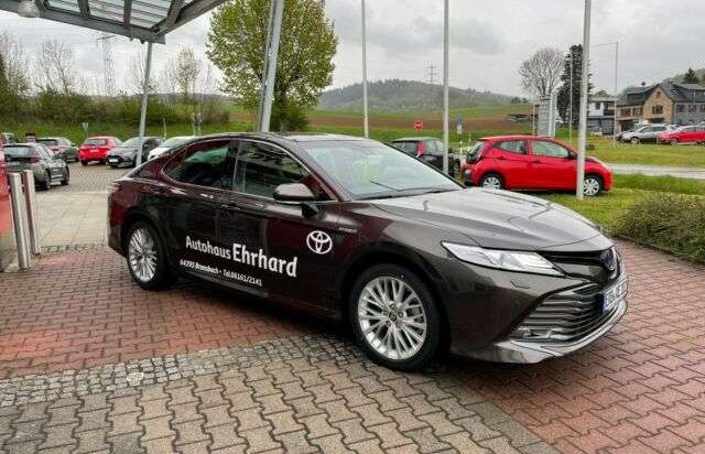 Toyota Camry Hybrid Executive