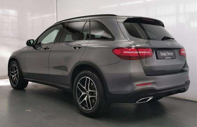 Mercedes-Benz GLC 250d 4M AMG Line  DISTRONIC Burmester LED