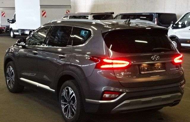 Hyundai Santa Fe Premium 4WD 2.4GDI LED Navi E6