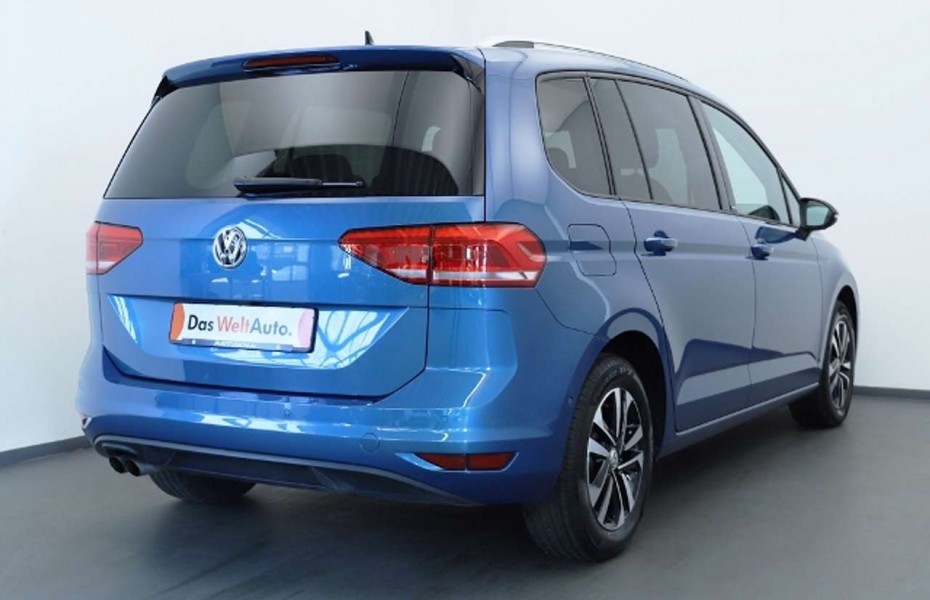 Volkswagen Touran 2.0 TDI DSG United AHK Kamera Panorama.