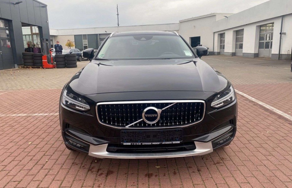 Volvo V90 V90 CC D5 AWD IntelliSafe Kyeless-Drive LED RFK