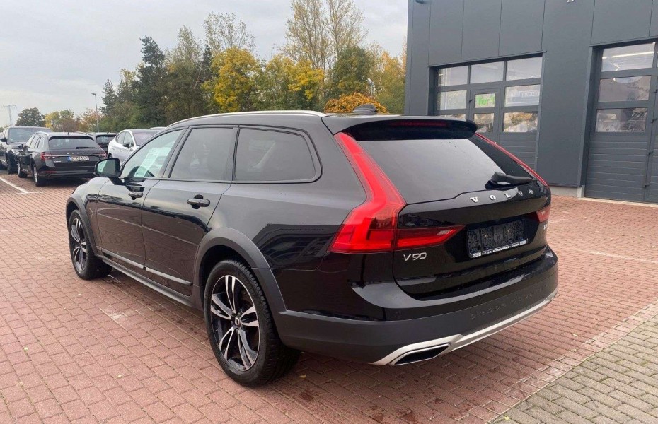 Volvo V90 V90 CC D5 AWD IntelliSafe Kyeless-Drive LED RFK