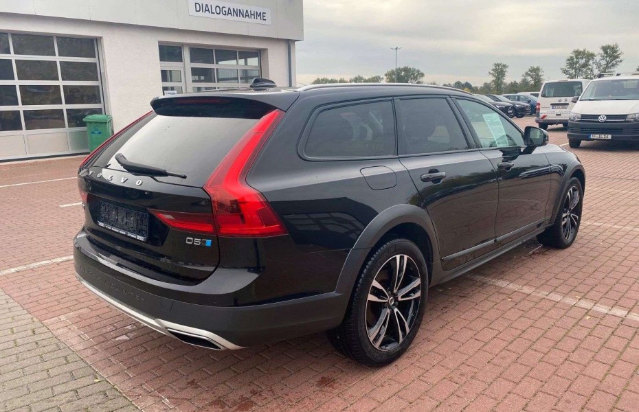 Volvo V90 V90 CC D5 AWD IntelliSafe Kyeless-Drive LED RFK