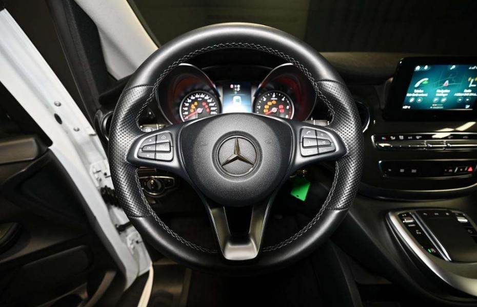 Mercedes-Benz Třídy V d L  LIEGE PAKET/NAVI PLUS/AHK/SHZ/KAMERA