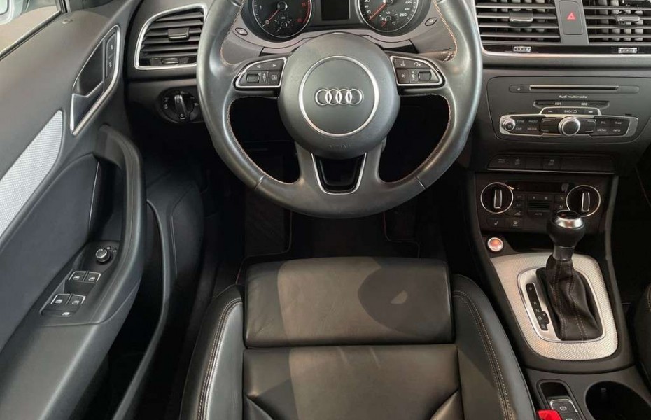 Audi Q3 2.0 TDI Q S-tronic design Xenon Navi Sitzh.