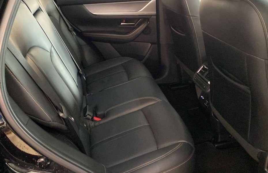   e-Skyactiv D 3.3 Homura Navi ACC Bose Pano