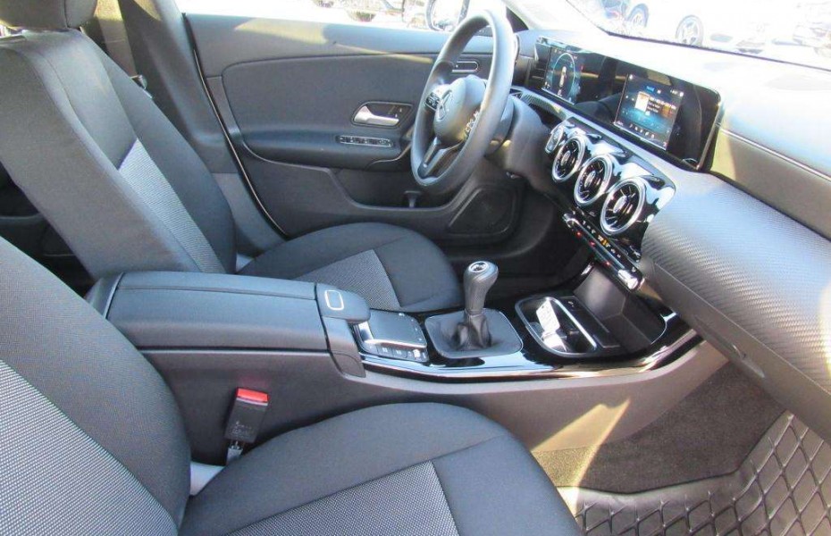 Mercedes-Benz CLA 180 d SB MBUX+AHK+LED+SHZ+PDC+Klima+16