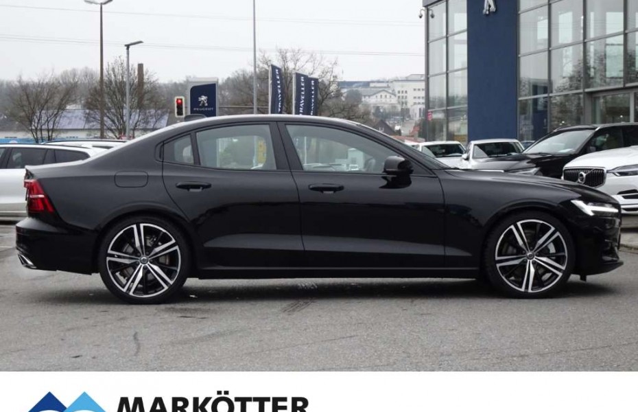 Volvo S60 B5 R-Design/ACC/HUD/Standhzg/BLIS/Panorama/20'