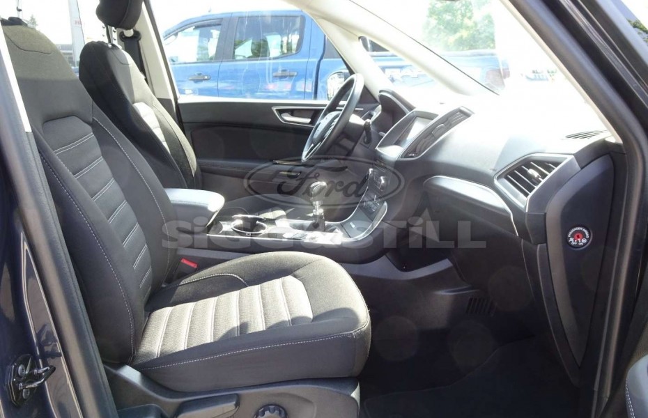 Ford Galaxy 2.0 Titanium 7-Sitze AHK PANO NAV SHZ PDC