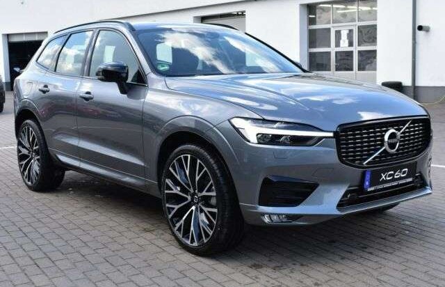 Volvo XC60 B4 D AWD R-Design*STHZG*PANO*RFK*ACC*AHK