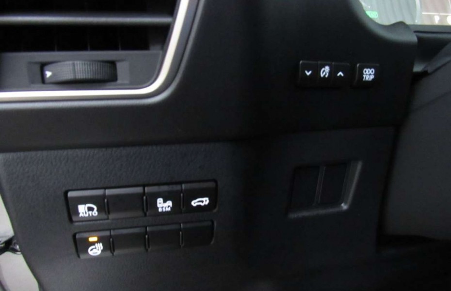 Lexus NX 300 300h Style Edition*LED*NAVI*KLIMA*KAMERA*SHZ*