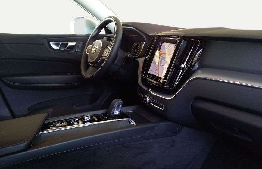 Volvo XC60 B4 AWD Geartronic Momentum-Pro PilotAssist