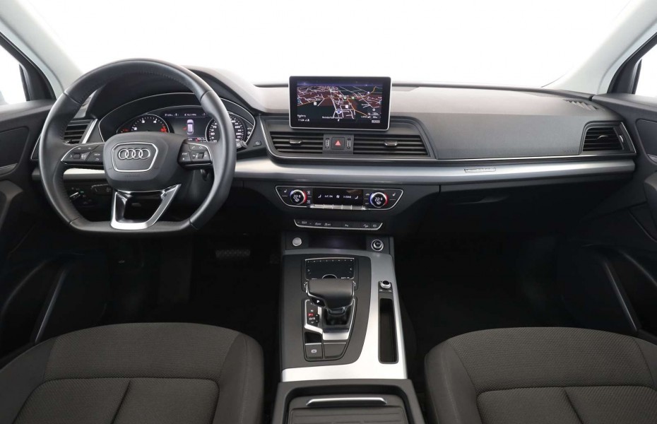 Audi Q5 35 TDI quattro Design  Navi Tempomat Sitzheizung