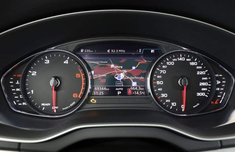 Audi Q5 35 TDI quattro Design  Navi Tempomat Sitzheizung