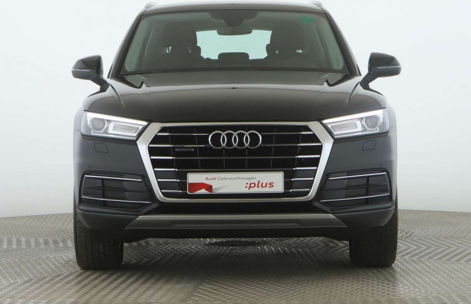 Audi Q5 35 TDI quattro Design  Navi Tempomat Sitzheizung