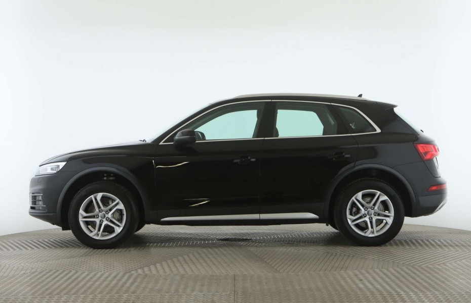 Audi Q5 35 TDI quattro Design  Navi Tempomat Sitzheizung