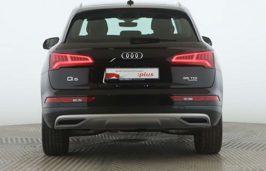 Audi Q5 35 TDI quattro Design  Navi Tempomat Sitzheizung