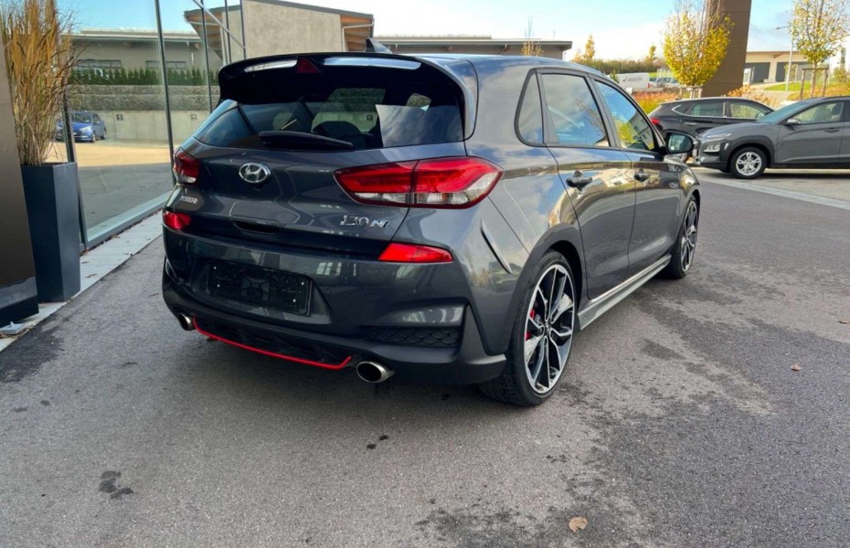 Hyundai i30 N Performance 2.0 T-GDI M/T  109db