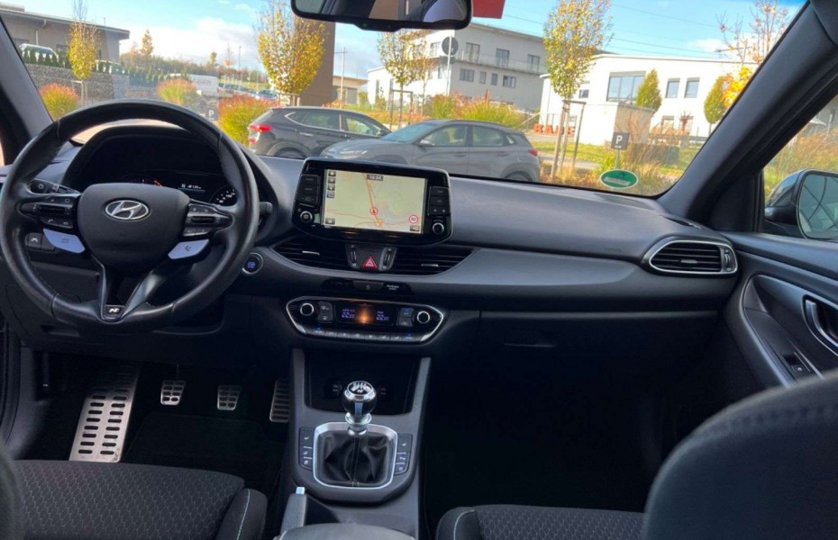 Hyundai i30 N Performance 2.0 T-GDI M/T  109db
