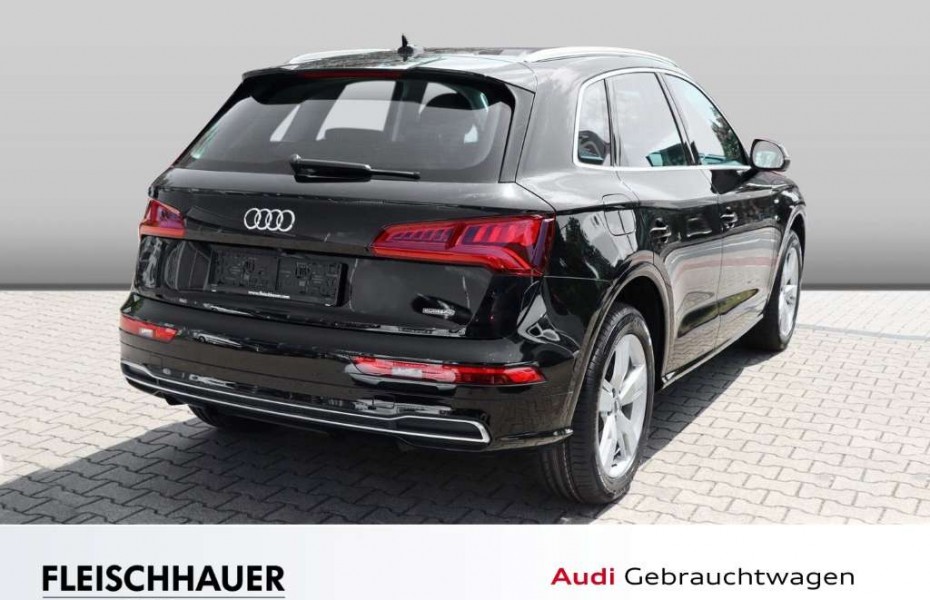 Audi Q5 40 TDI qu. sport S line NAVI ACC AHK SHZ LED