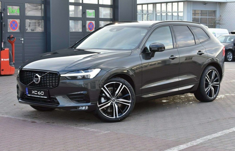 Volvo XC60 B4 D AWD R-Design LUFT PANO STHZ 360 H&K QI