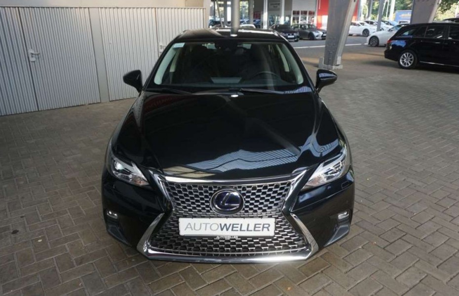 Lexus CT 200h 