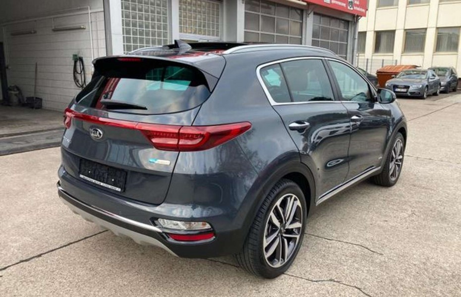 Kia Sportage 2.0 CRDI 185 48V AWD AT8 PLATINUM PANO