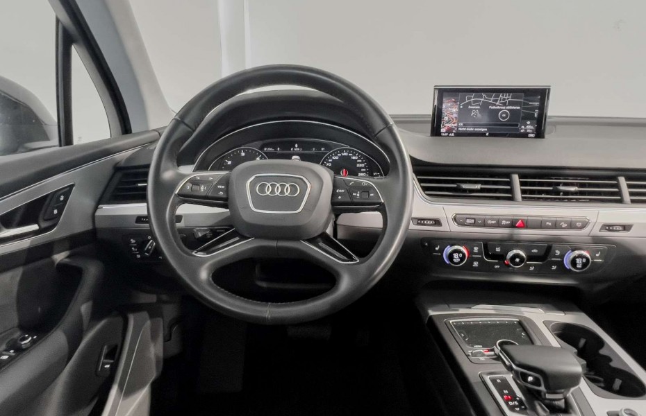 Audi Q7 3.0 TDI QUATTRO+AHK+NAVI+SHZ+EL.SITZE+LED