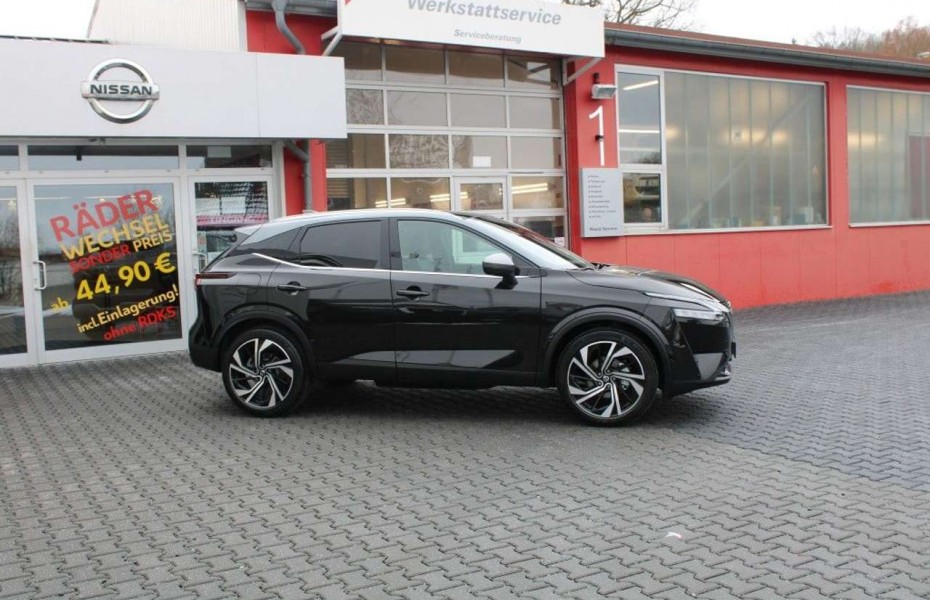 Nissan Qashqai 1.3 DIG-T 4x4 MHEV Xtronic Tekna+ 20