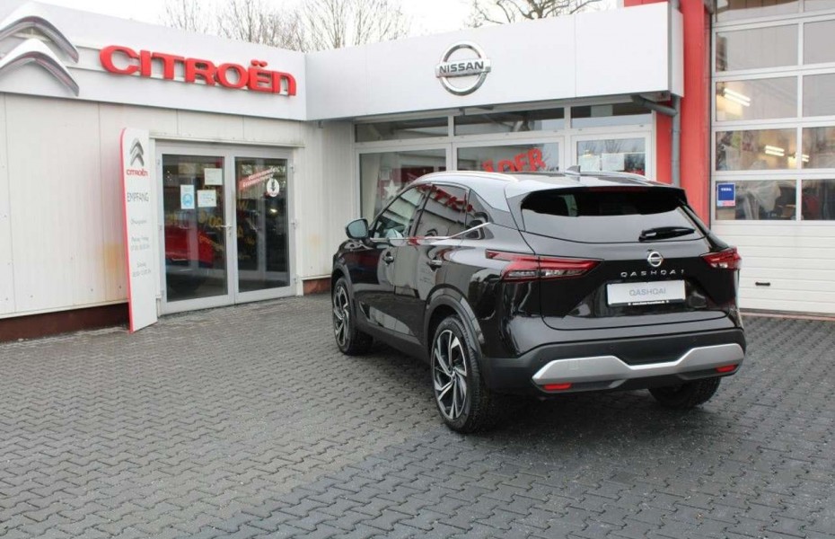 Nissan Qashqai 1.3 DIG-T 4x4 MHEV Xtronic Tekna+ 20