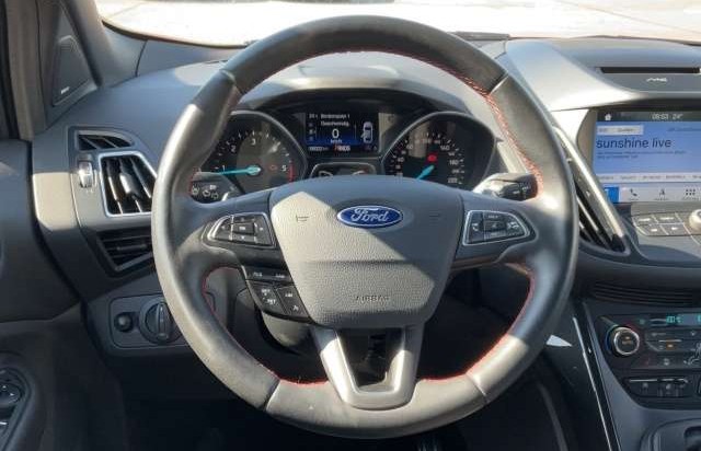 Ford Kuga ST-Line Bluetooth Navi Klima Einparkhilfe