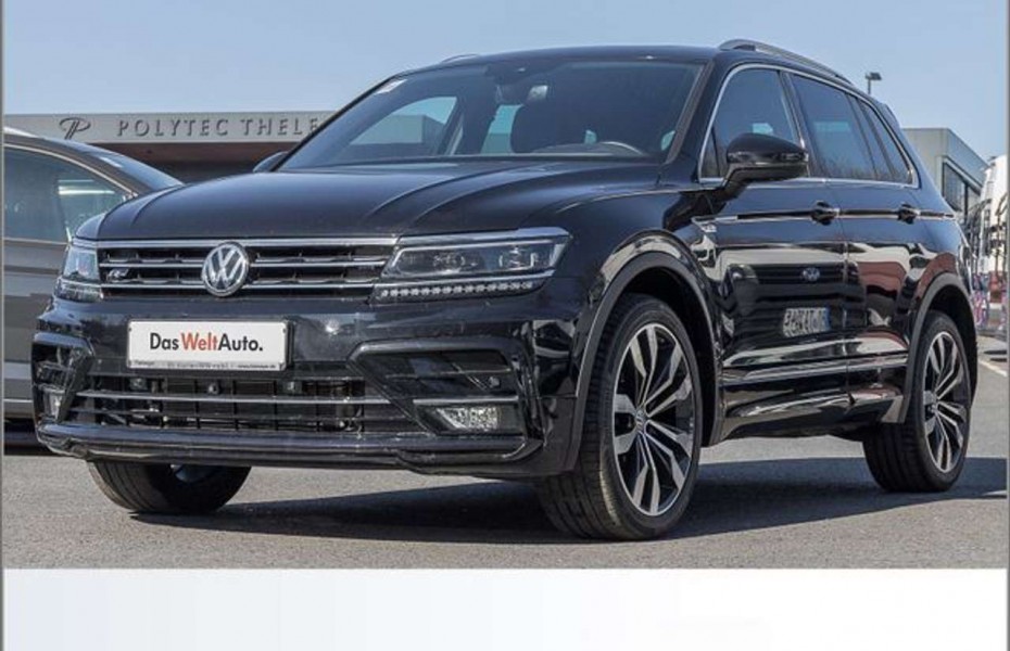 Volkswagen Tiguan 2.0 TSI DSG 4M R-LINE PANO LEDER LM20 AHK