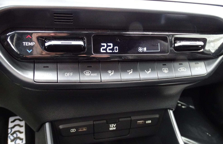 Hyundai i20 N Perf. 1.6 TGDi Navi/Assistenz-Paket/Dachlack.