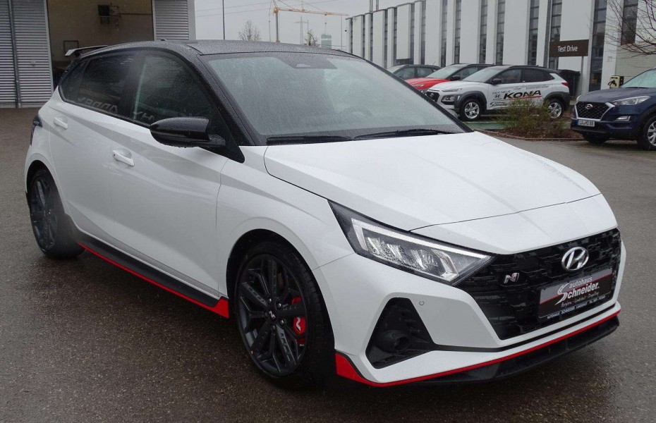 Hyundai i20 N Perf. 1.6 TGDi Navi/Assistenz-Paket/Dachlack.
